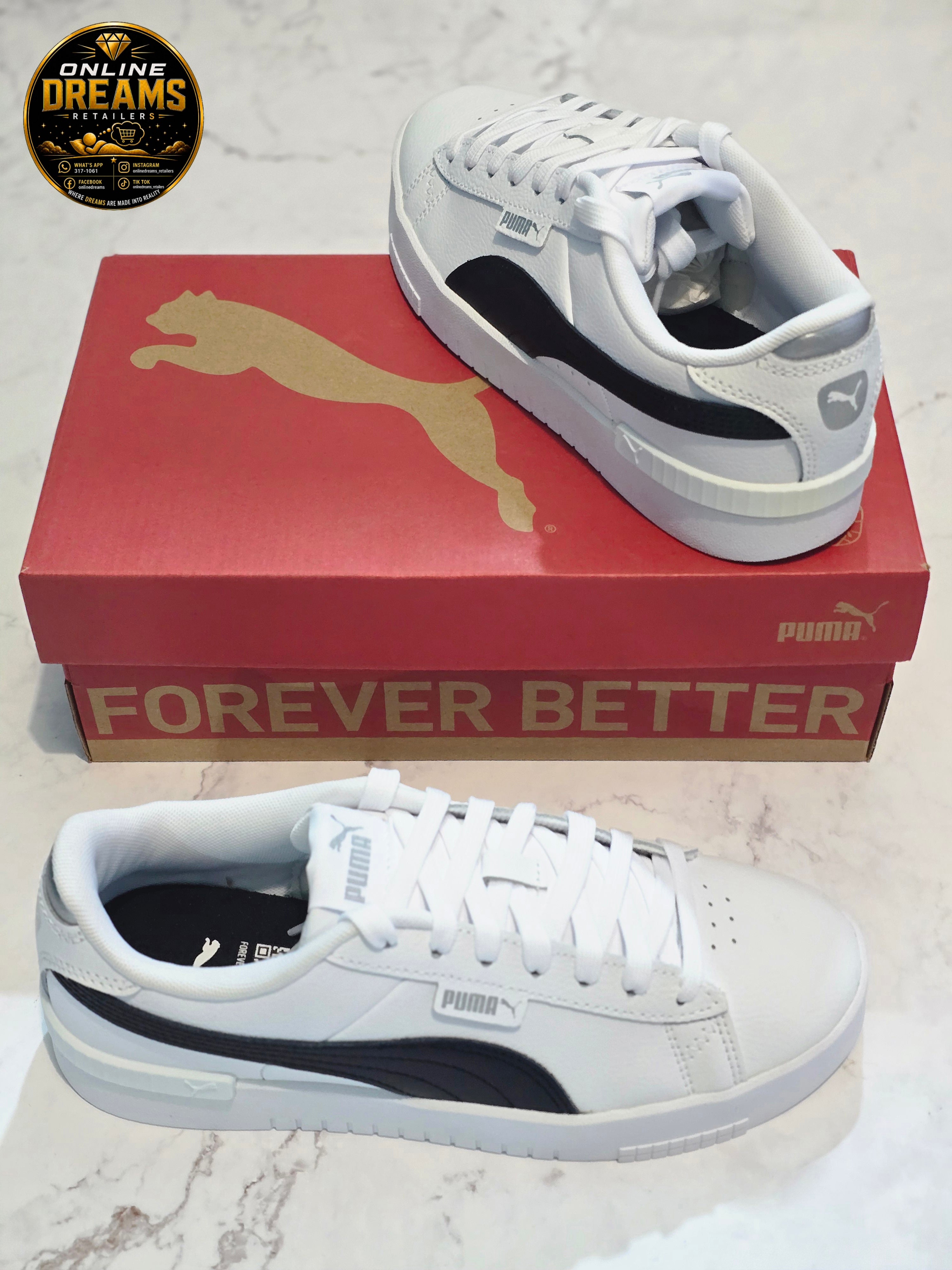 Puma Sneakers