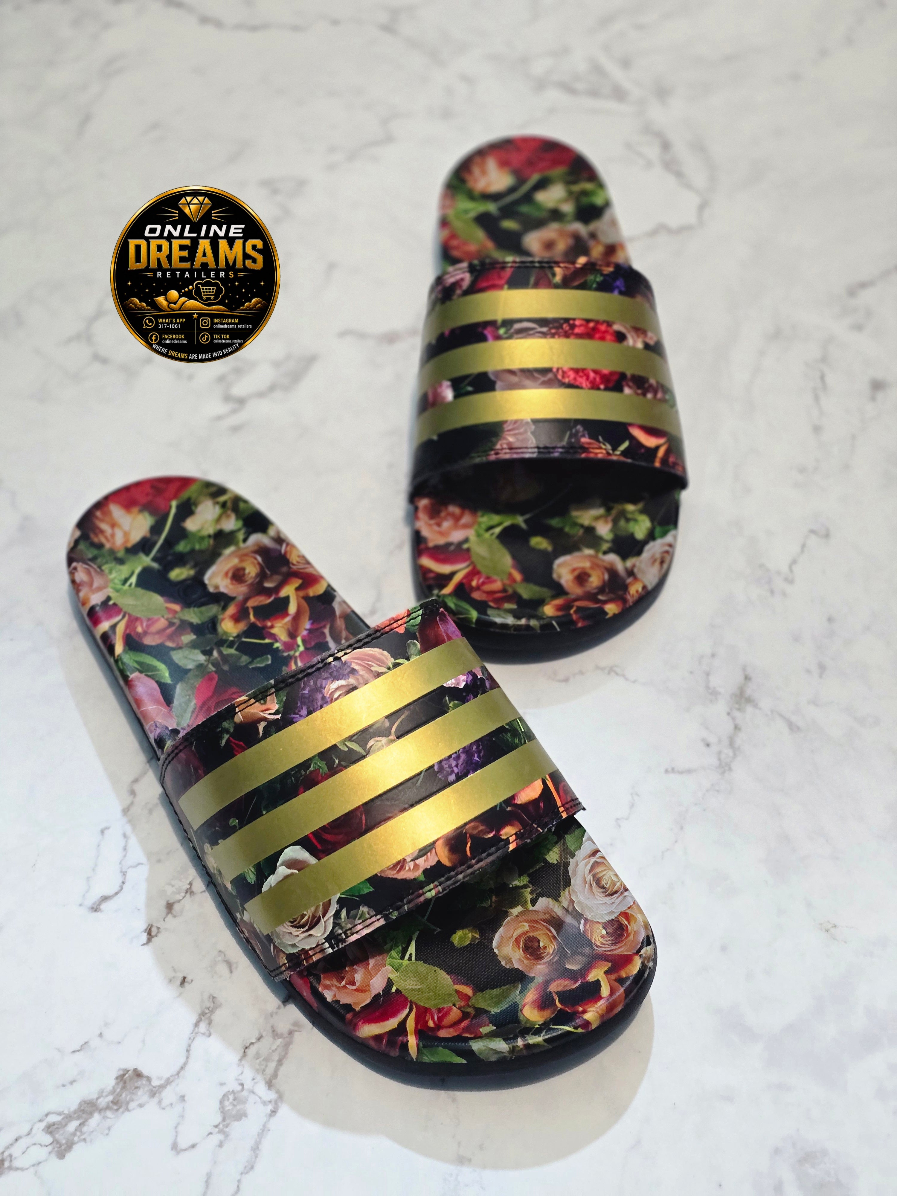 ADIDAS SLIDES