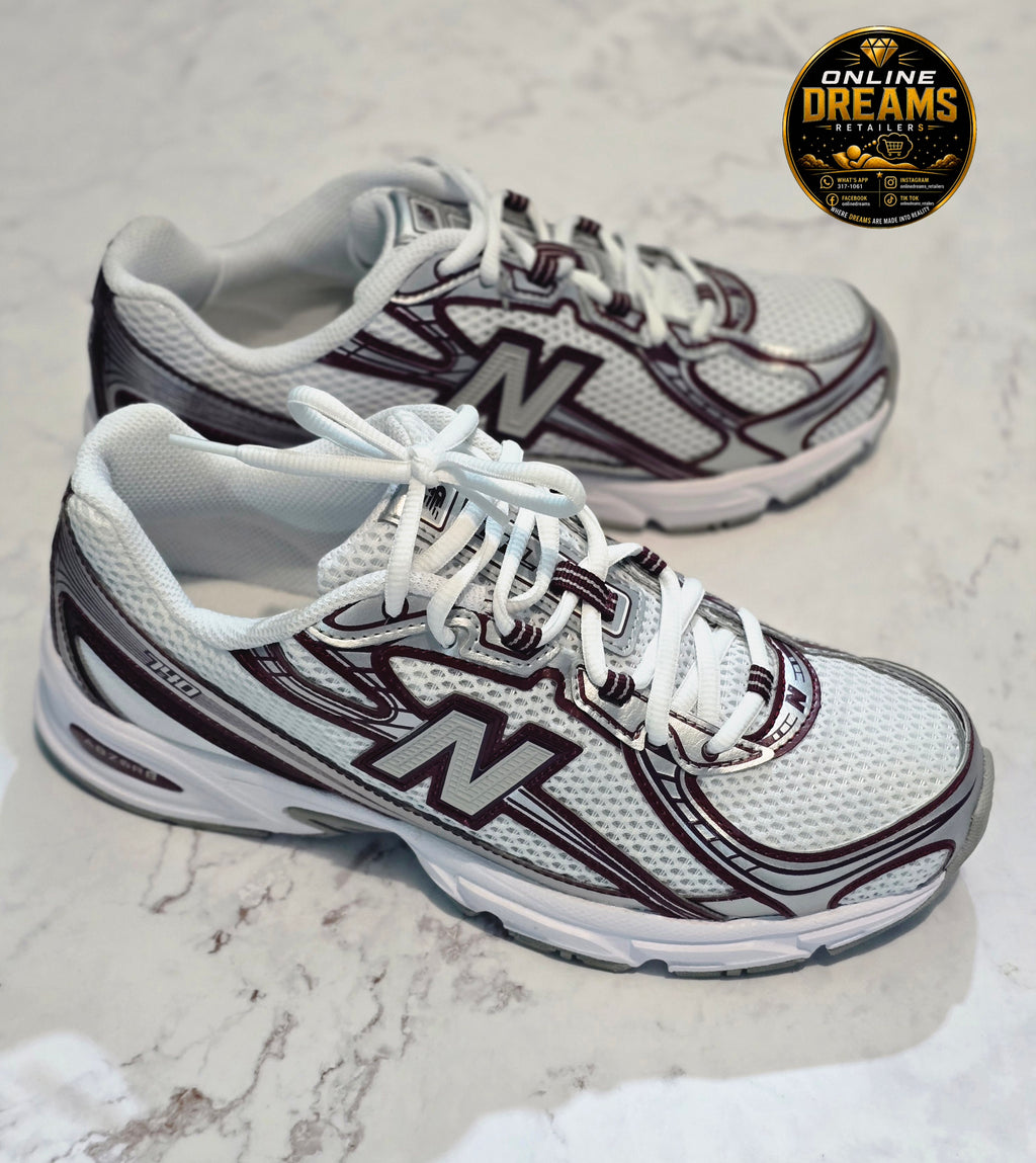 New Balance Sneakers