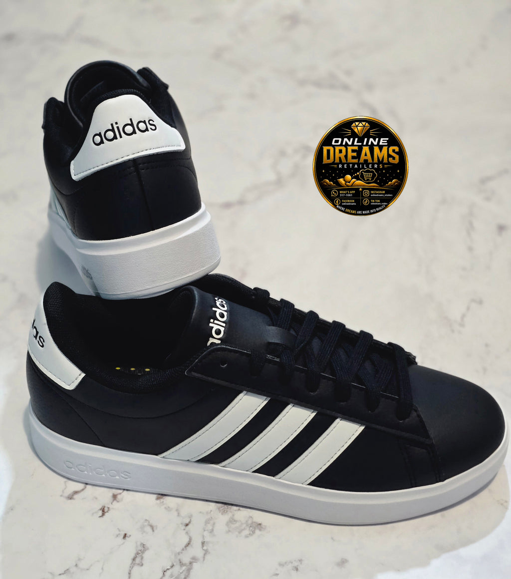 ADIDAS SNEAKERS