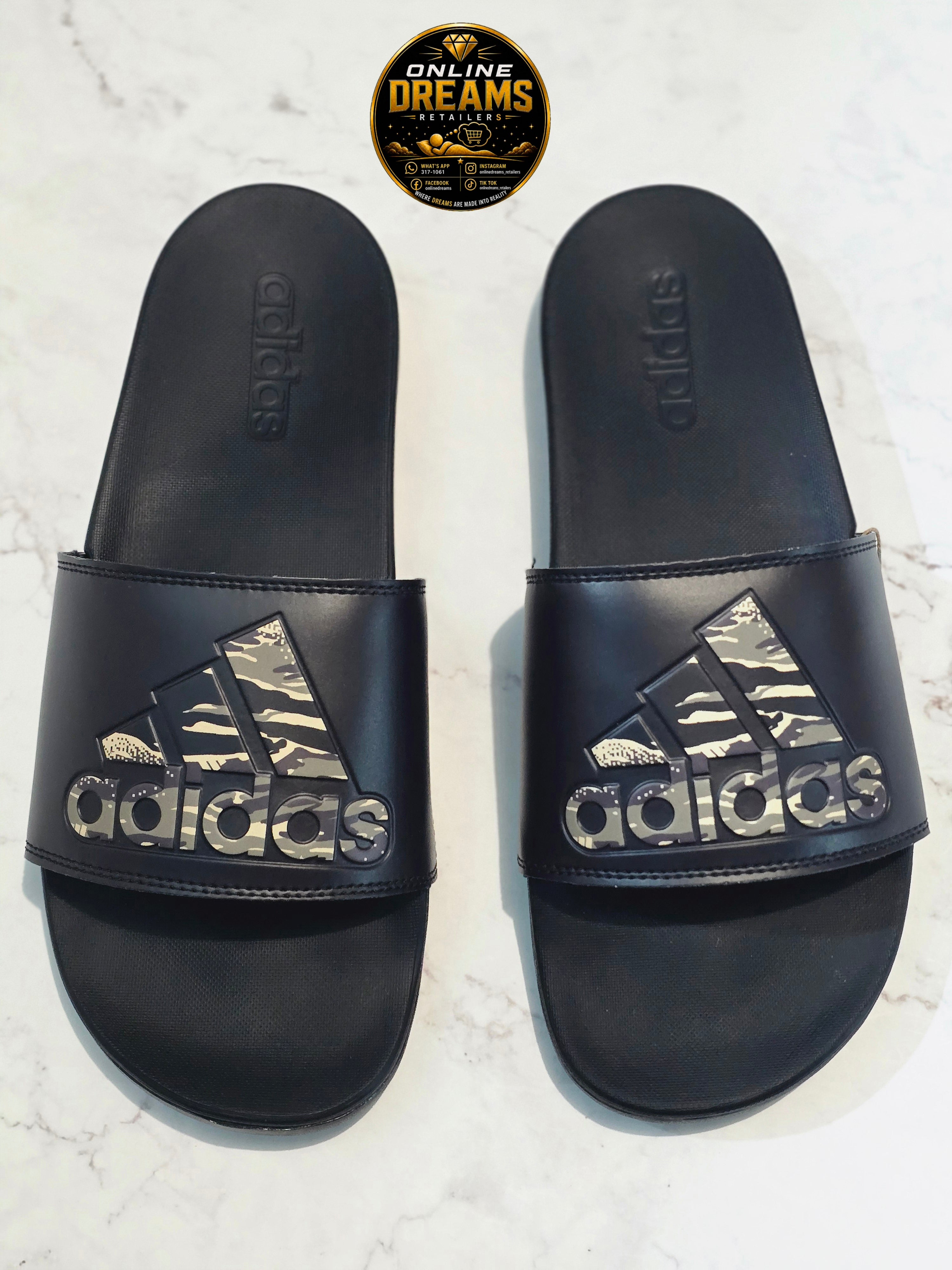 ADIDAS SLIDES