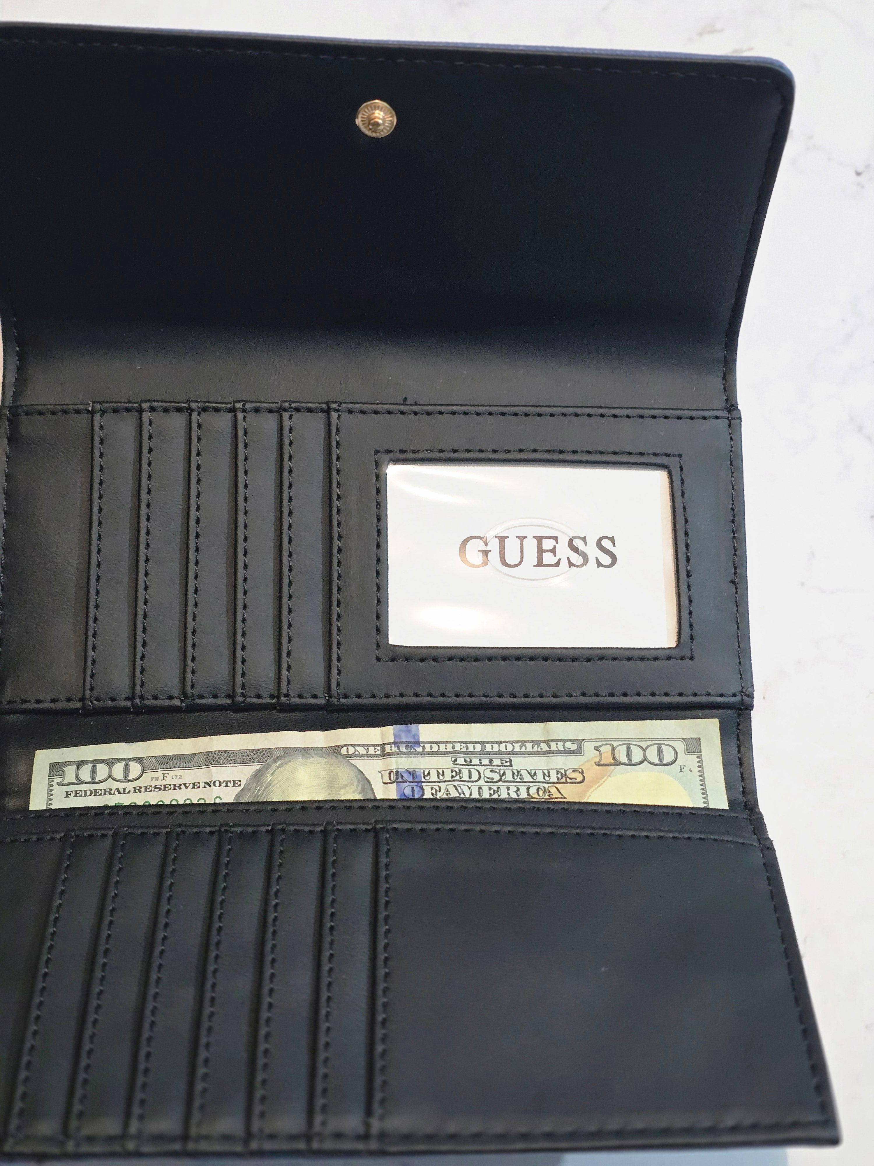 Guess Wallet