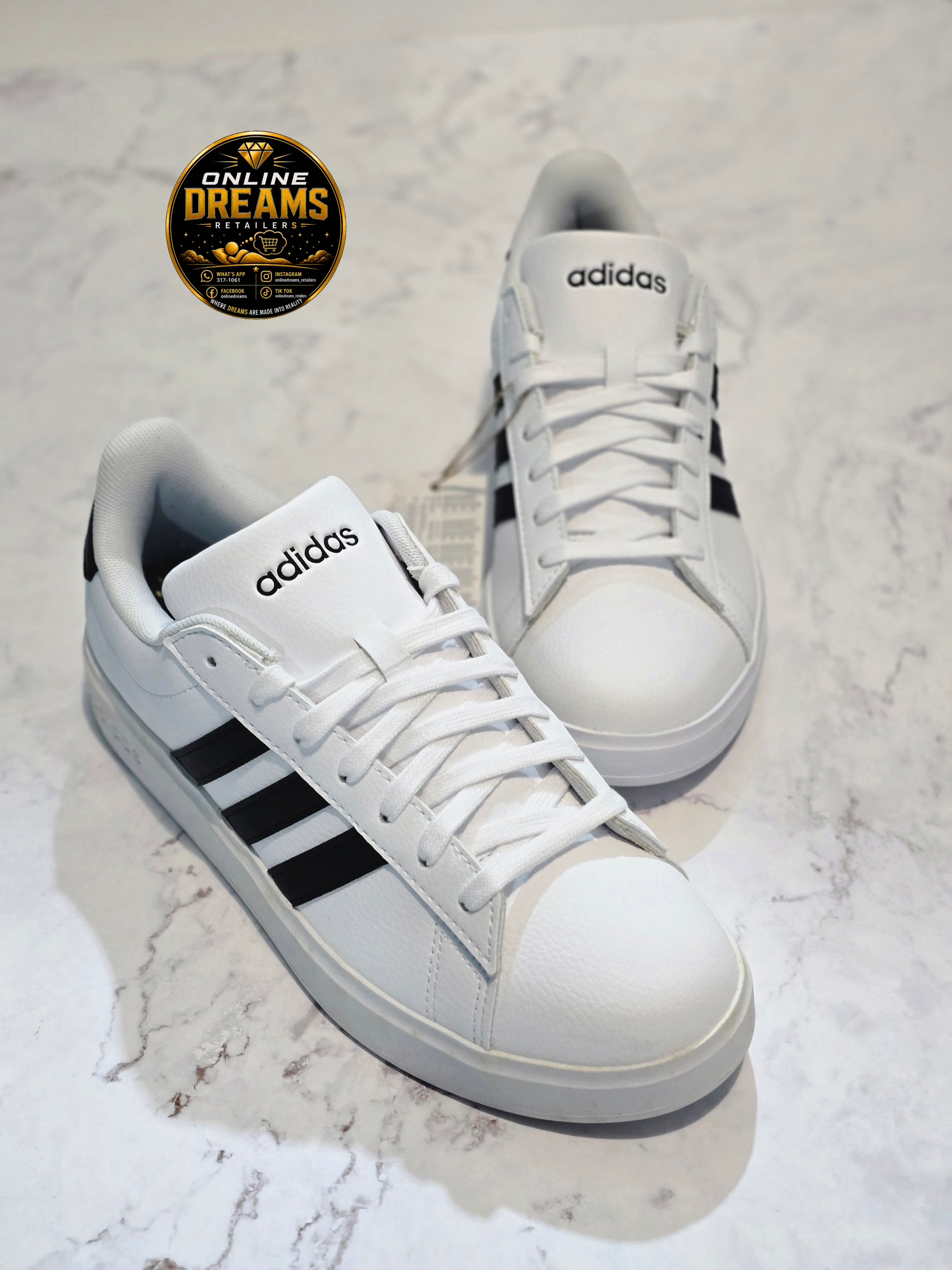 ADIDAS SNEAKERS